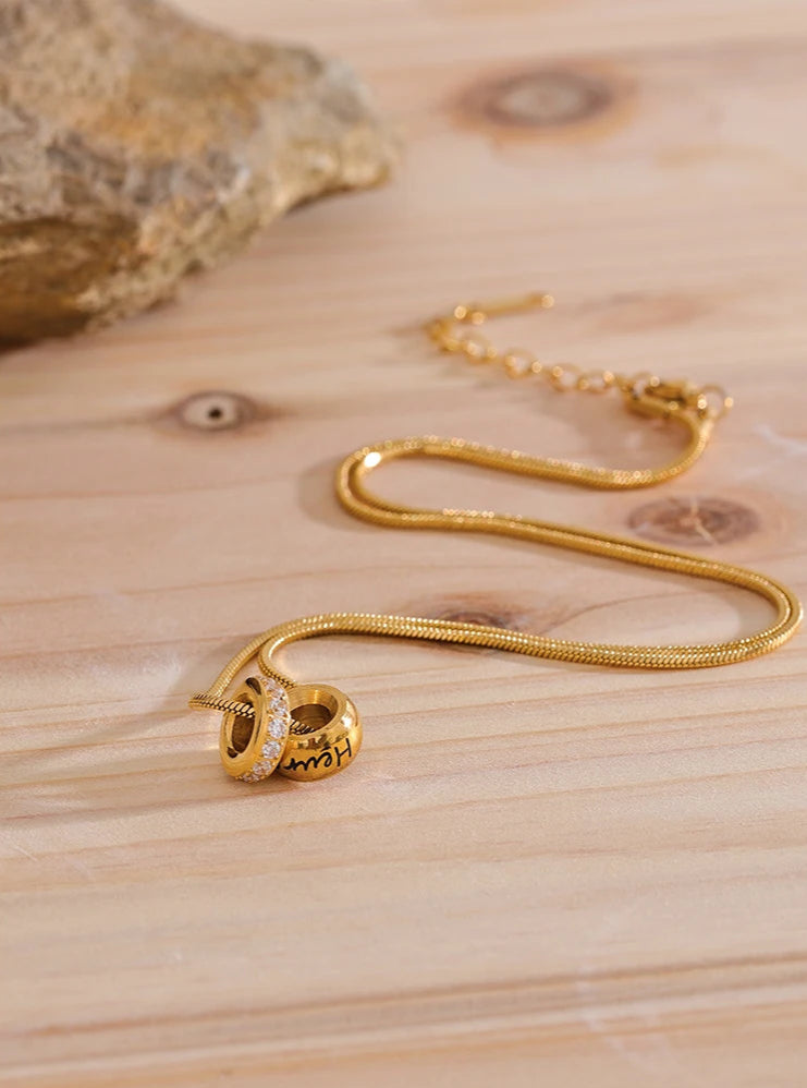 Heureuse Necklace