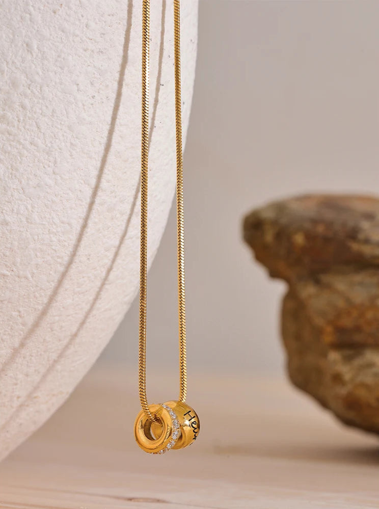 Heureuse Necklace