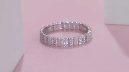 Eira Ring